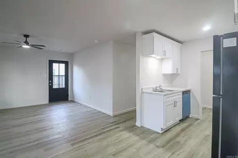 Living - 124 Jennifer, Trumann, AR 72472 photo 3 of 3