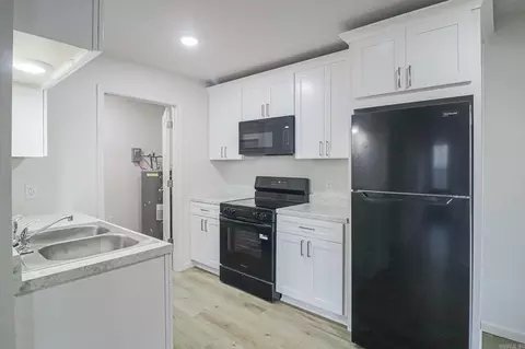 Kitchen - 124 Jennifer, Trumann, AR 72472 photo 2 of 3
