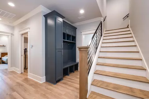 Entry Way - 19 Morris Ct, Greenbrier, AR 72058 photo 5 of 6