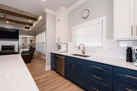 Kitchen - 19 Morris Ct, Greenbrier, AR 72058 photo 5 of 5
