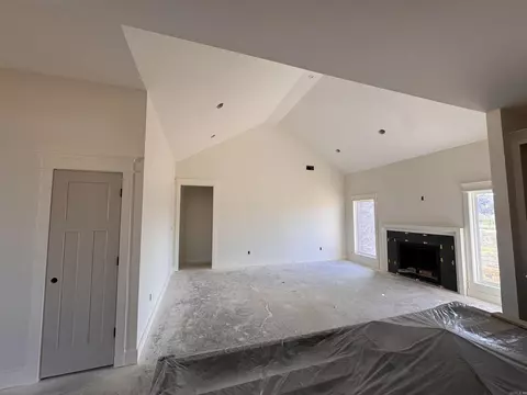 Living - 1233 Bent Tree Ln, Searcy, AR 72143 photo 3 of 3