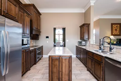 Kitchen - 9105 Stone Canyon Dr, Alexander, AR 72002 photo 2 of 5