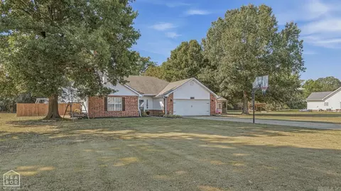 1209 Hidden Valley Dr, Jonesboro, AR 72404