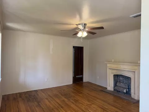 Living - 415 Talbot Dr, Pine Bluff, AR 71601 photo 1 of 3