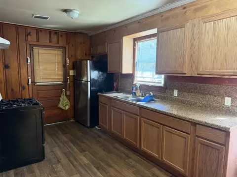 Kitchen - 415 Talbot Dr, Pine Bluff, AR 71601 photo 1 of 2