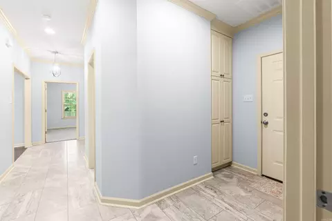 Entry Way - 617 Edgemoor Ter, Benton, AR 72015 photo 5 of 5