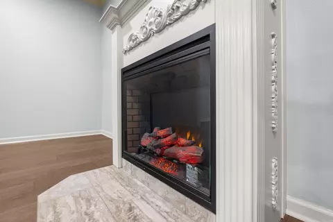 Living - 617 Edgemoor Ter, Benton, AR 72015 photo 7 of 8