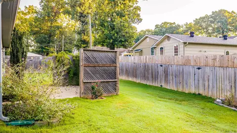 Exterior - 617 Edgemoor Ter, Benton, AR 72015 photo 4 of 5