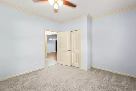 Bedroom - 617 Edgemoor Ter, Benton, AR 72015 photo 2 of 3
