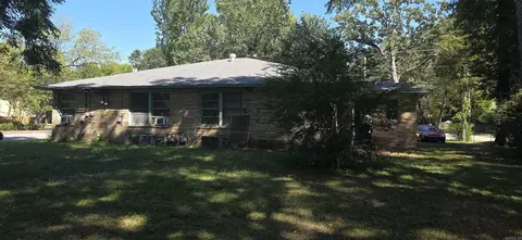 541 Davis St, Conway, AR 72034 photo 2