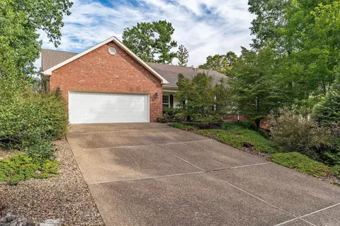 6 Lucir Ln, Hot Springs Village, AR 71909