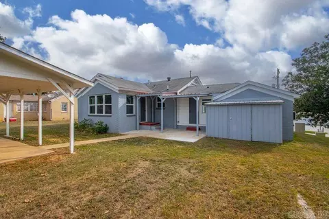 Exterior - 305 S Main, Benton, AR 72015 photo 3 of 8