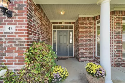 42 Courtside Pl, Little Rock, AR 72210