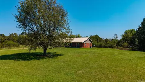 Exterior - 250 Bluegrass Rd, Springfield, AR 72157 photo 5 of 6