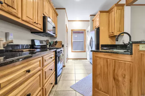 Kitchen - 56 Oakwood Rd, Mount Ida, AR 71957 photo 1 of 5