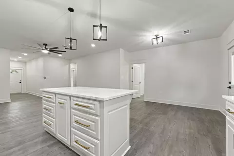 Entry Way - 15008 Ar-111 Hwy, Alexander, AR 72002 photo 1 of 1