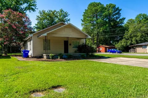 Exterior - 1855 A B Robins, Conway, AR 72034 photo 2 of 3
