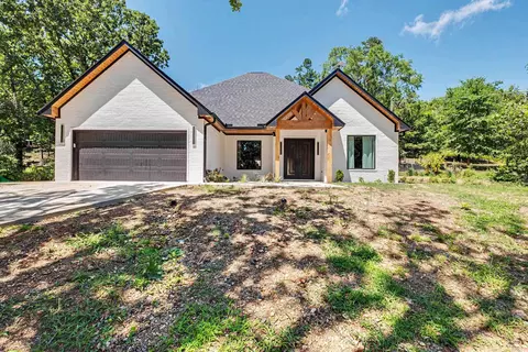 3011 Beauchamp Rd, Little Rock, AR 72210