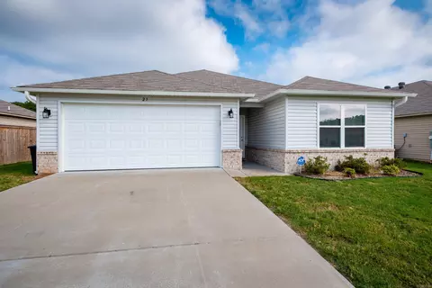 Exterior - 27 Curly Leaf Ln, Conway, AR 72032 photo 2 of 4