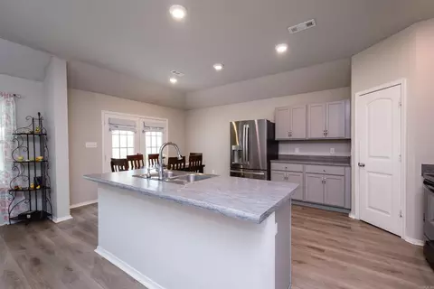 Other - 27 Curly Leaf Ln, Conway, AR 72032 photo 4 of 16
