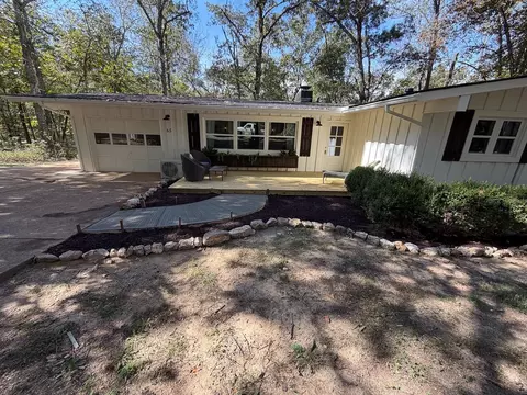 65 Cheyenne Dr, Cherokee Village, AR 72529