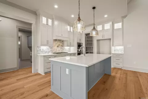 Kitchen - 1665 Nantucket Dr, Conway, AR 72034 photo 1 of 3
