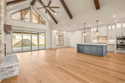 Living - 1665 Nantucket Dr, Conway, AR 72034 photo 1 of 2