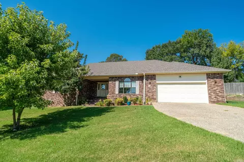 115 Gregory Pl, Hot Springs, AR 71913