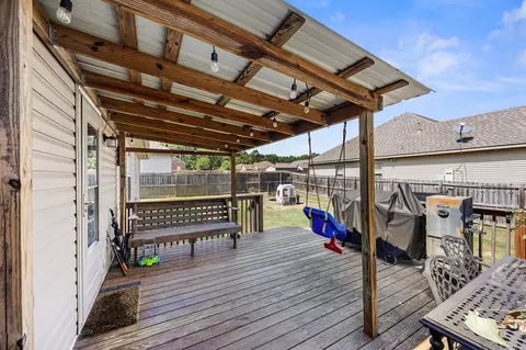 Exterior - 3018 Denise Dr, Benton, AR 72015 photo 6 of 9