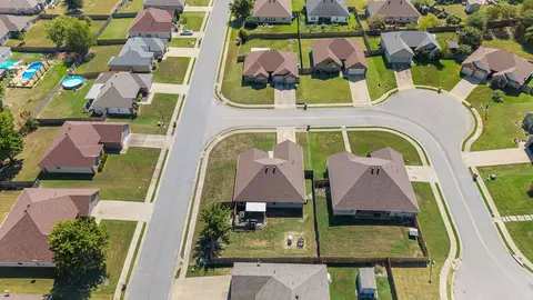 View/Area - 3018 Denise Dr, Benton, AR 72015 photo 4 of 7