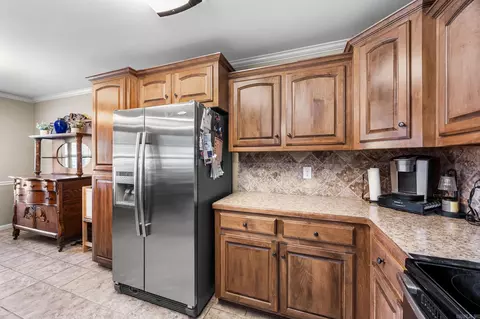 Kitchen - 3018 Denise Dr, Benton, AR 72015 photo 3 of 3