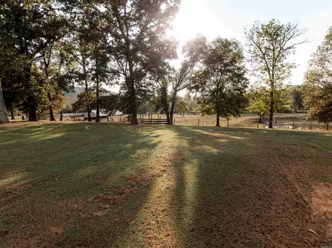 Exterior - 180 Abby Loop, Malvern, AR 72104 photo 14 of 17