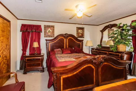 Bedroom - 508 Springhill Dr, Pine Bluff, AR 71601 photo 5 of 9