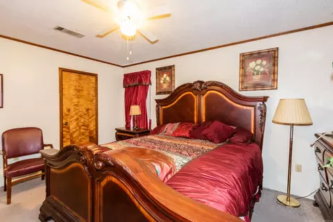 Bedroom - 508 Springhill Dr, Pine Bluff, AR 71601 photo 6 of 9