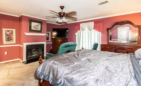 Bedroom - 508 Springhill Dr, Pine Bluff, AR 71601 photo 4 of 9