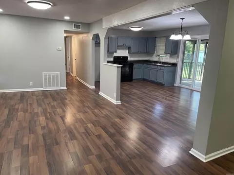 Living - 127 Atkins, Alexander, AR 72002 photo 3 of 3