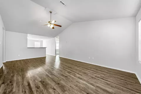 Living - 6096 Saddle Hill Dr, Alexander, AR 72002 photo 4 of 5