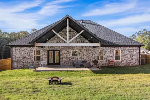 Exterior - 209 Michelle Dr, Beebe, AR 72012 photo 2 of 4