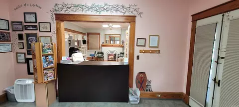 Entry Way - 216 S Second St, Augusta, AR 72006 photo 1 of 1