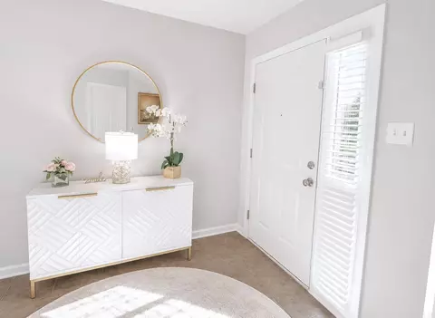 Entry Way - 12 Sarah Ct, Greenbrier, AR 72058 photo 1 of 1