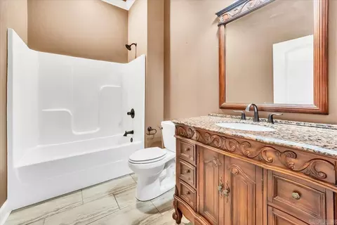 Bath - 32 Cossatot Cir, Cabot, AR 72023 photo 4 of 4