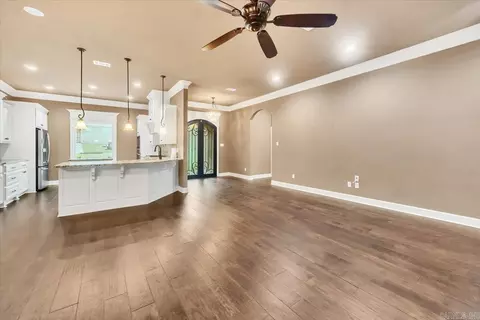 Living - 32 Cossatot Cir, Cabot, AR 72023 photo 3 of 4