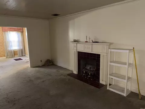 Living - 1915 S Poplar St, Pine Bluff, AR 71601 photo 1 of 3