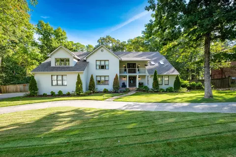 1 Longlea Dr, Little Rock, AR 72212