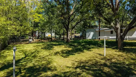 Exterior - 409 S Third St, Benton, AR 72015 photo 11 of 14