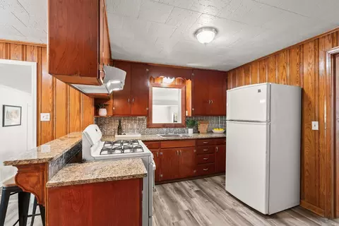 Kitchen - 409 S Third St, Benton, AR 72015 photo 3 of 5