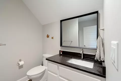 Bath - 2560 Diamond Bluff Rd, Quitman, AR 72131 photo 6 of 7