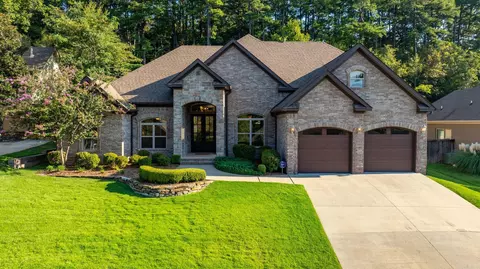 13500 Foxfield Ln, Little Rock, AR 72211