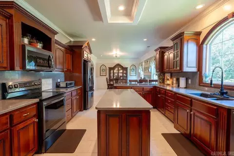 Kitchen - 1188 Highway 263, Edgemont, AR 72044 photo 3 of 5