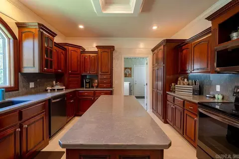 Kitchen - 1188 Highway 263, Edgemont, AR 72044 photo 5 of 5